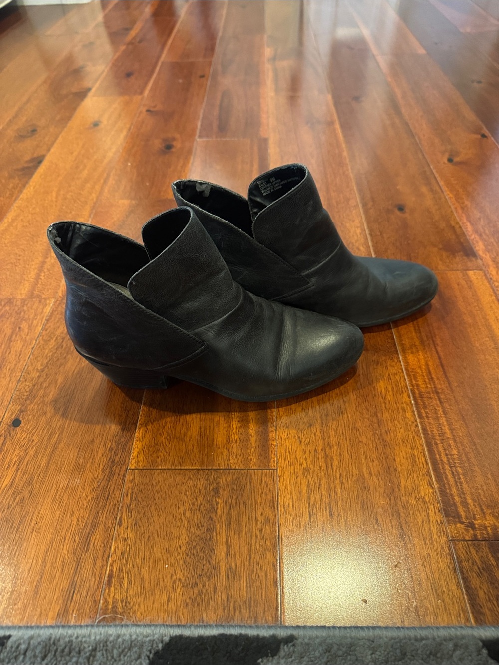 Black Ankle boots size 9